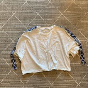 Pull&bear white crop top